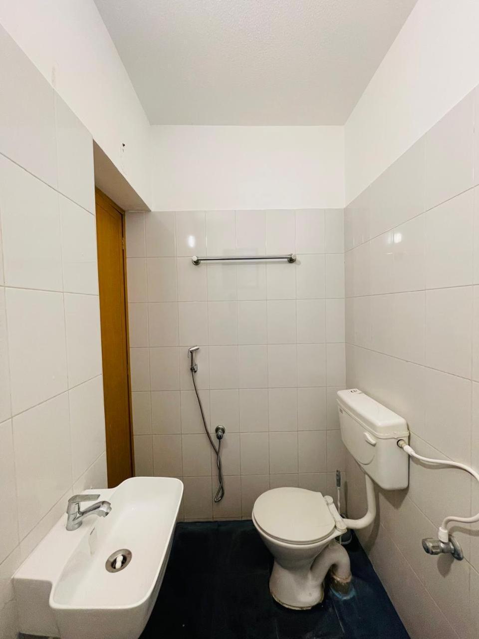 La Villa Marseille Пондичери Екстериор снимка