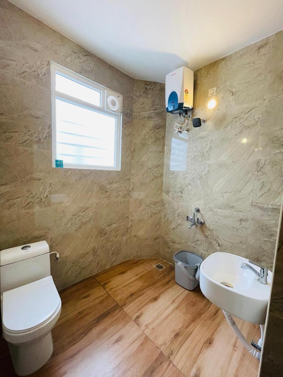 La Villa Marseille Пондичери Екстериор снимка