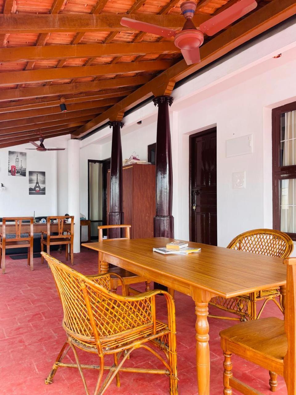La Villa Marseille Пондичери Екстериор снимка
